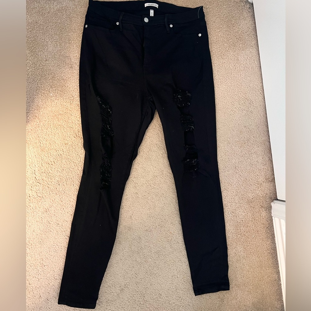 GOOD AMERICAN Good Legs Distressed Black Skinny Jeans